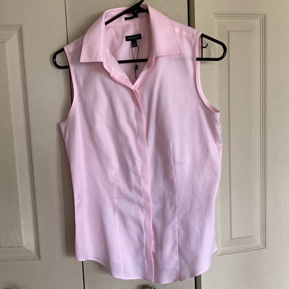 Women’s sleeveless blouse